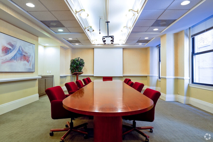 More Photos Of 1108 E Main St, Richmond Office For Lease