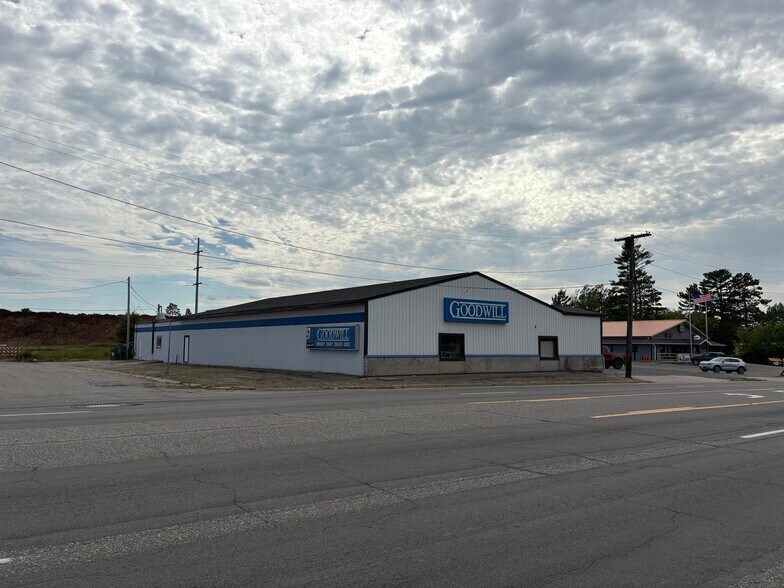 More Photos Of 1202 NW 4th St, Grand Rapids Freestanding For Sale