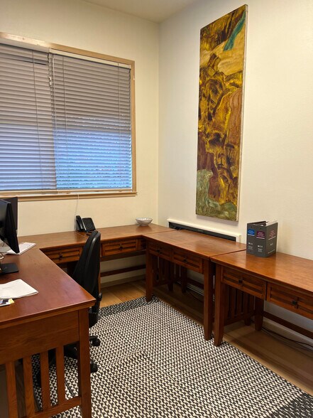 More Photos Of 7010 35th Ave NE, Seattle Office Residential For Lease