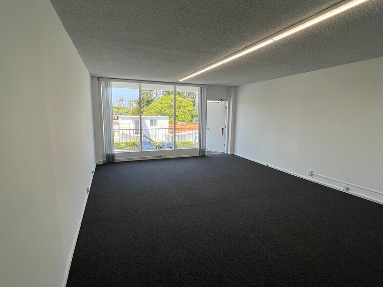 More Photos Of 1726 Manhattan Beach Blvd, Manhattan Beach Office For Lease
