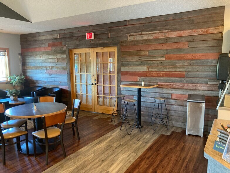 More Photos Of 223 Kraft Dr SE, Melrose Restaurant For Sale