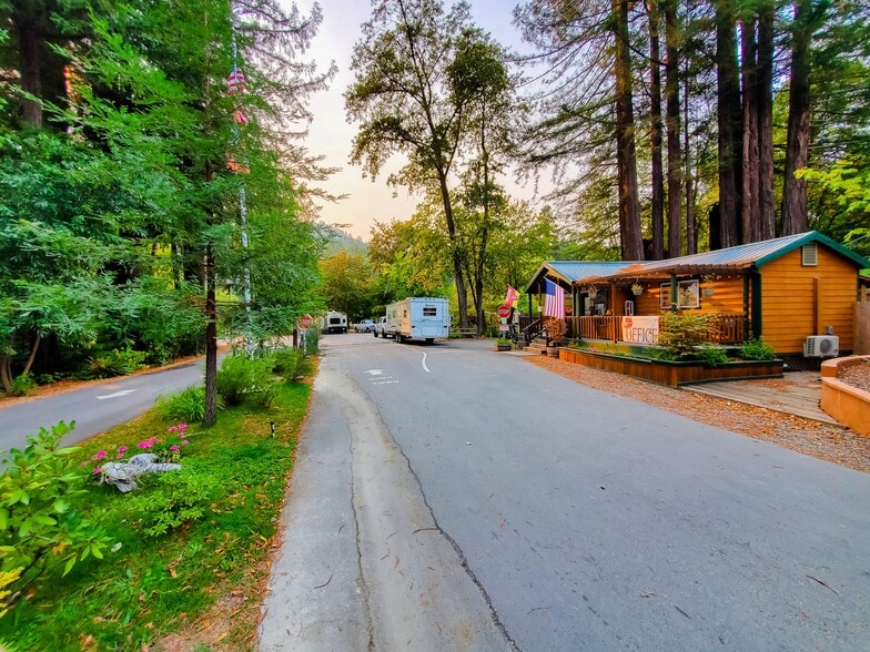 Primary Photo Of 455 Boy Scout Rd, Myers Flat Trailer Camper Park For Sale