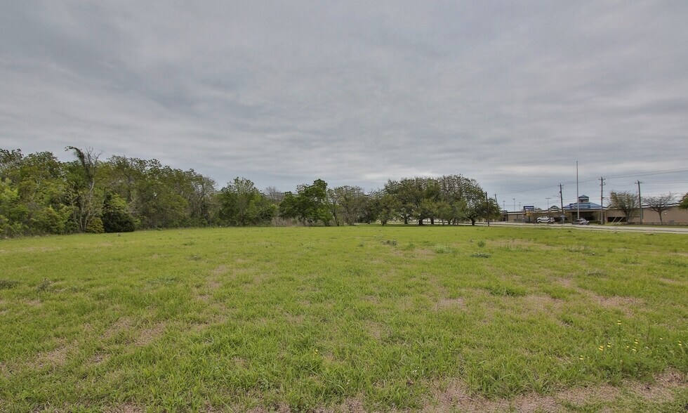 More Photos Of 502 W Cedar Bayou Lynchburg Rd, Baytown Land For Sale