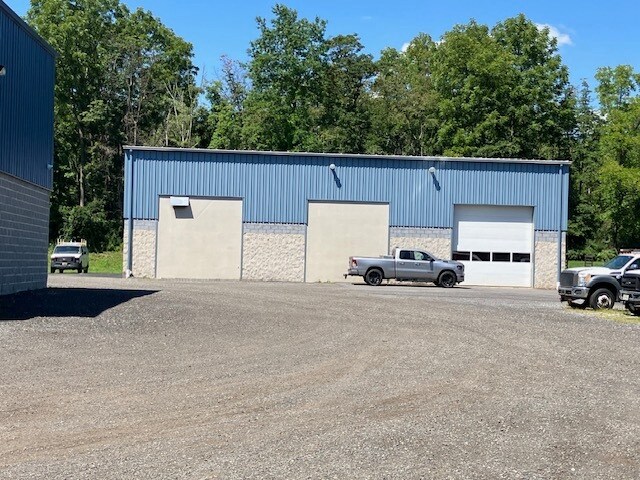 More Photos Of 78 W State Route 173, Asbury Flex For Sale