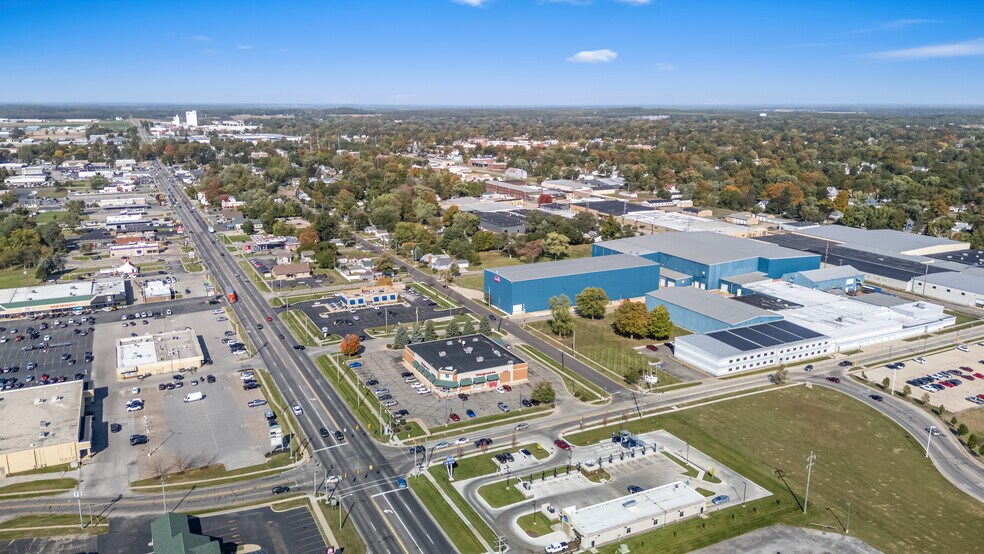 More Photos Of 950 S Centerville Rd, Sturgis Drugstore For Sale