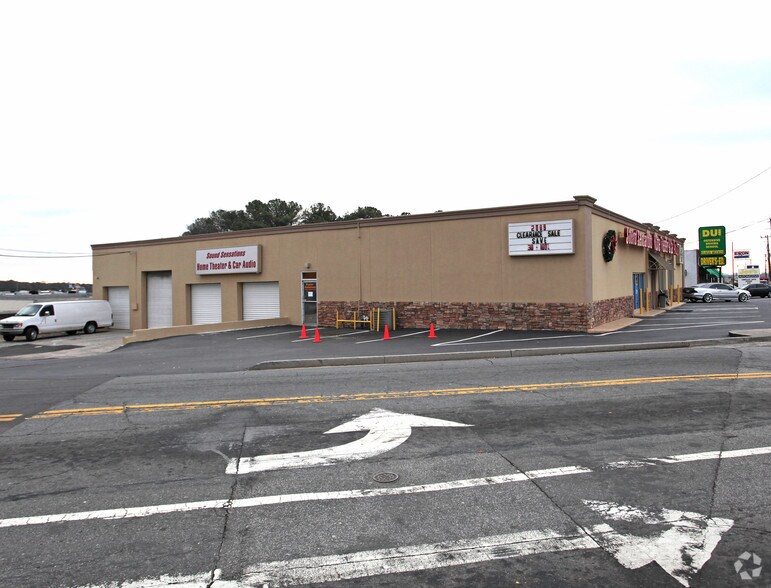 More Photos Of , Marietta Unknown For Sale