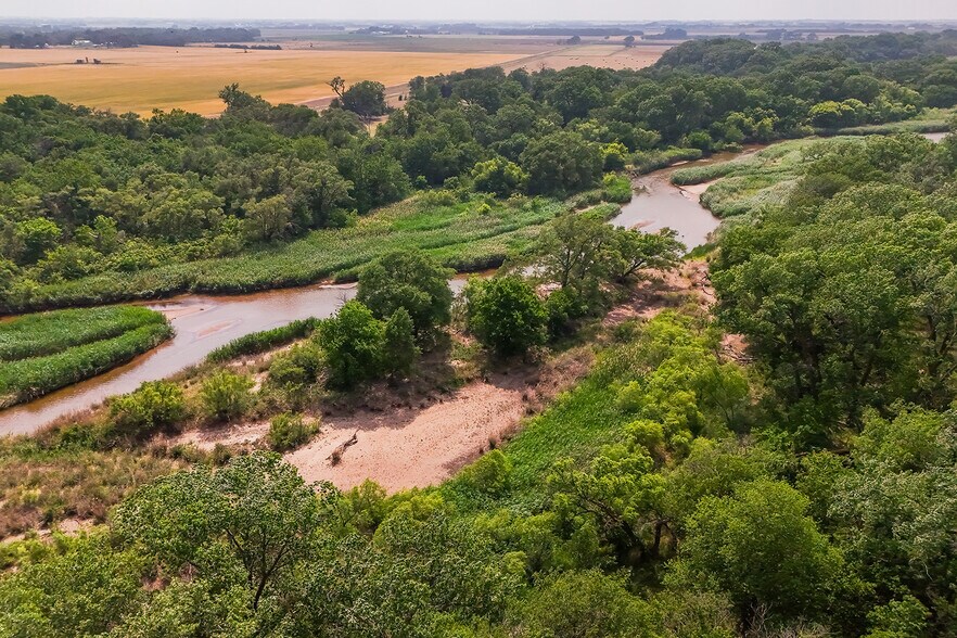 More Photos Of 9111 Long View Road, Burrton Land For Sale