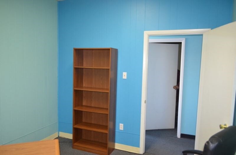 More Photos Of 2630 Flossmoor Rd, Flossmoor Office For Lease