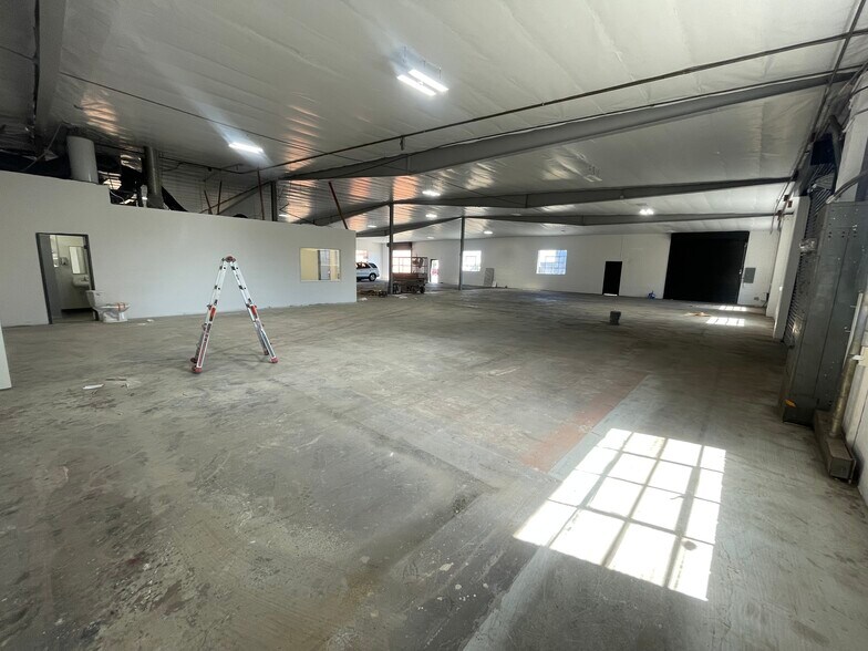 More Photos Of 17360 Gramercy Pl, Gardena Manufacturing For Lease