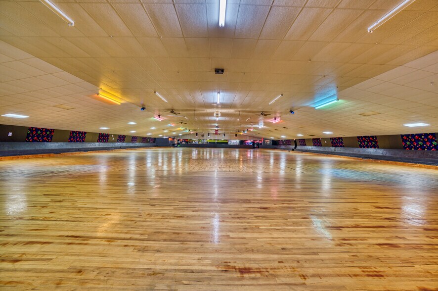 More Photos Of 2724 Emanuel Church Rd, West Columbia Skating Rink For Sale