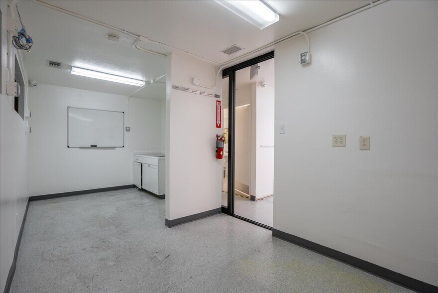 More Photos Of 1050 Las Tablas Rd, Templeton Medical For Sale