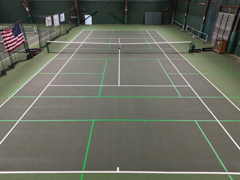 More Photos Of 600 S 5th Ave, Mayodan Health Club For Sale