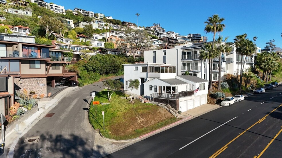 More Photos Of 2600 S Coast Hwy, Laguna Beach Apartments For Sale