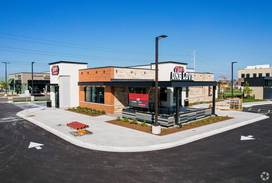 More Photos Of 2635 W Division St, Saint Cloud Fast Food For Sale