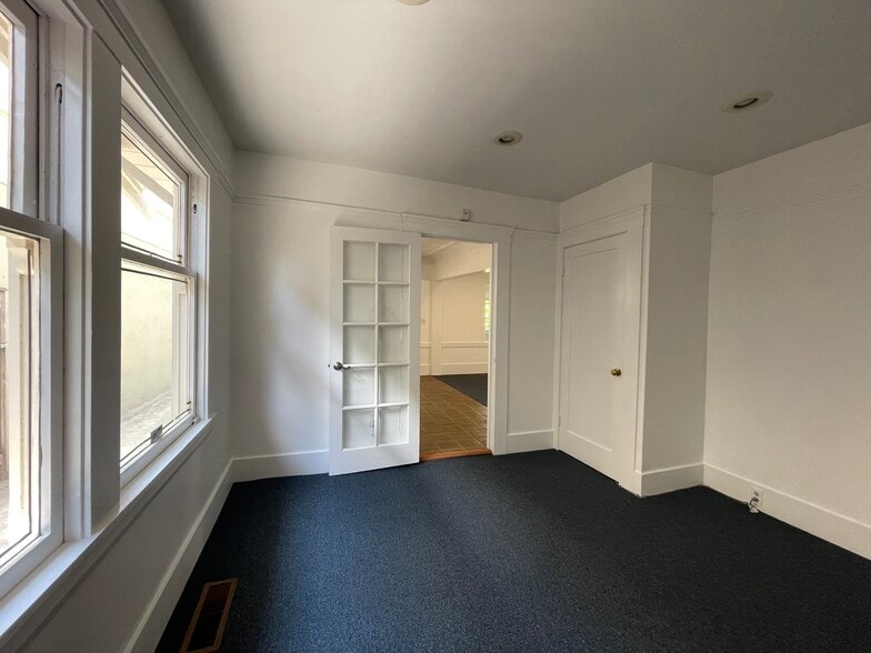 More Photos Of 1730 Solano Ave, Berkeley Office Residential For Lease