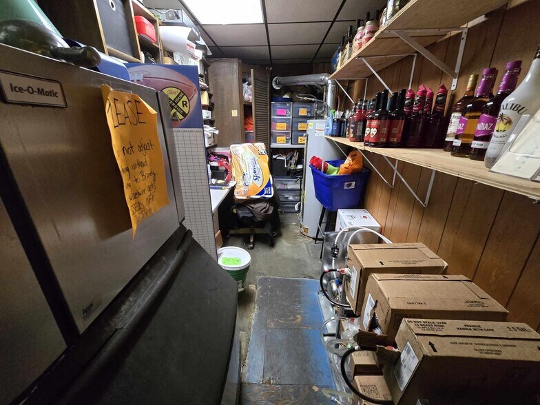 More Photos Of 44368 309th St, Mission Hill Restaurant For Sale