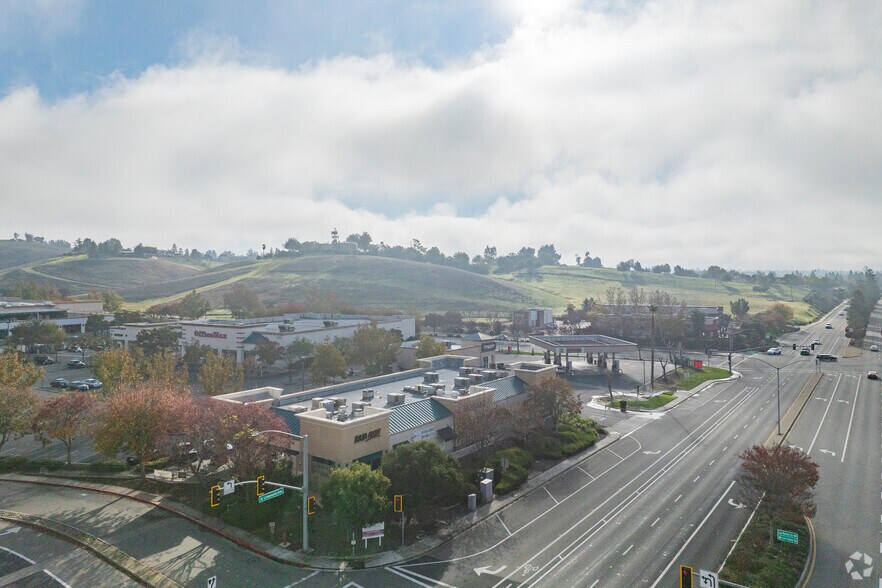More Photos Of 2250-2298 Las Positas Rd, Livermore Freestanding For Lease