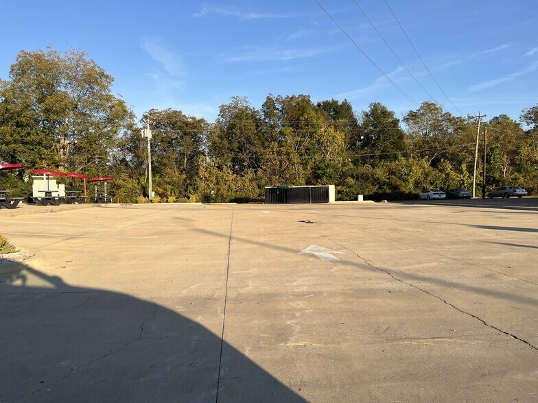 More Photos Of 6720 Highway 45 Alt S, West Point Restaurant For Sale