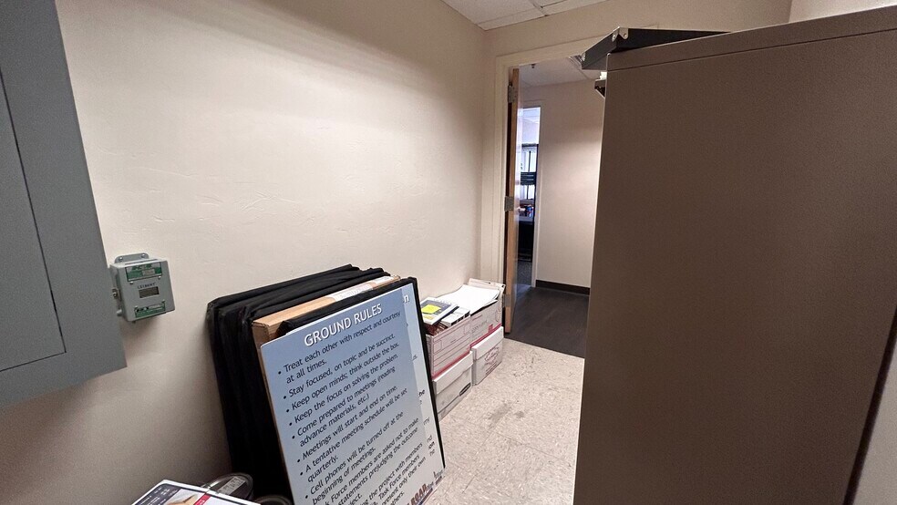 More Photos Of 100 N Stone Ave, Tucson Office Residential For Lease