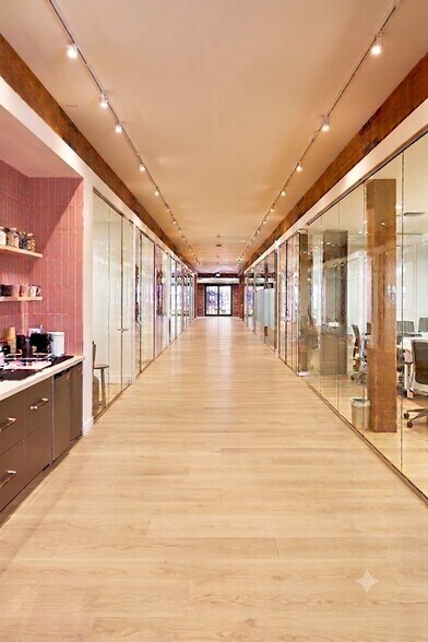 More Photos Of 1327 Willow St, Los Angeles Office For Sale