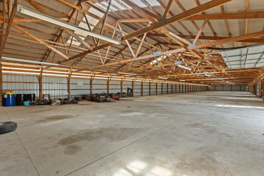 More Photos Of 2149 E Frontage Rd, Staunton Auto Dealership For Sale