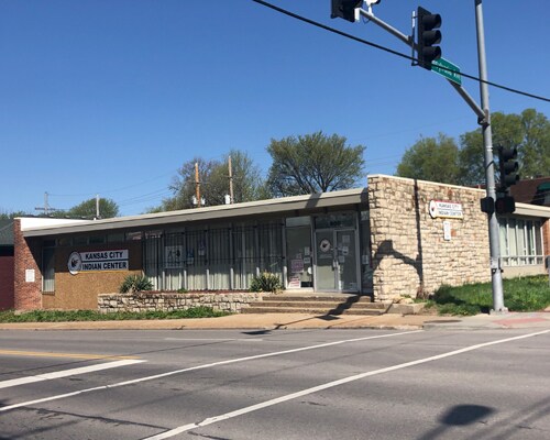 Primary Photo Of 600 W 39th St, Kansas City Office For Sale
