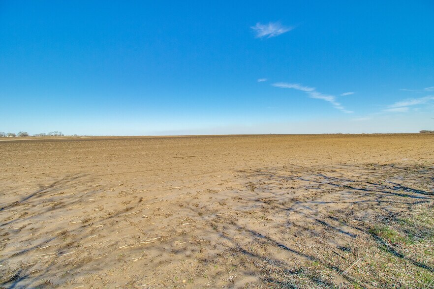 More Photos Of TBD FM 2077, Bonham Land For Sale