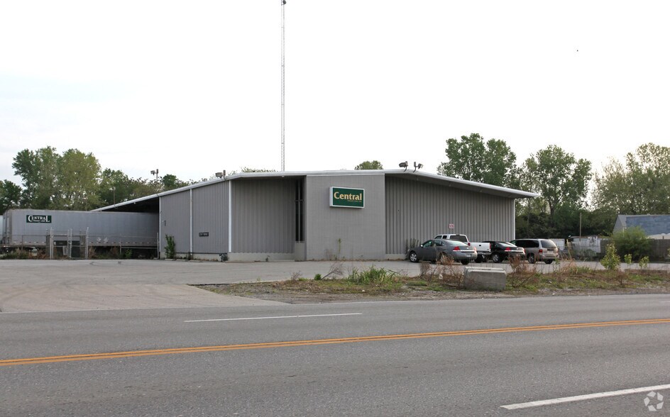 Primary Photo Of 5036 Gardner Ave, Kansas City Truck Terminal For Lease