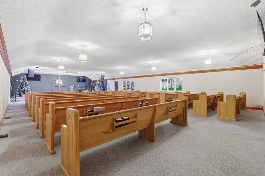 More Photos Of 768 S Broad St, Lancaster Religious Facility For Sale