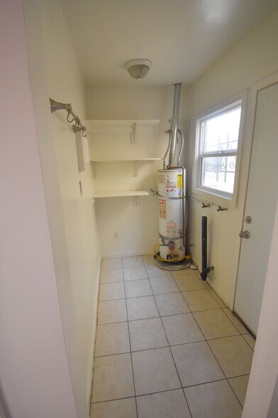 More Photos Of 2010 S Harcourt Ave, Los Angeles Apartments For Sale