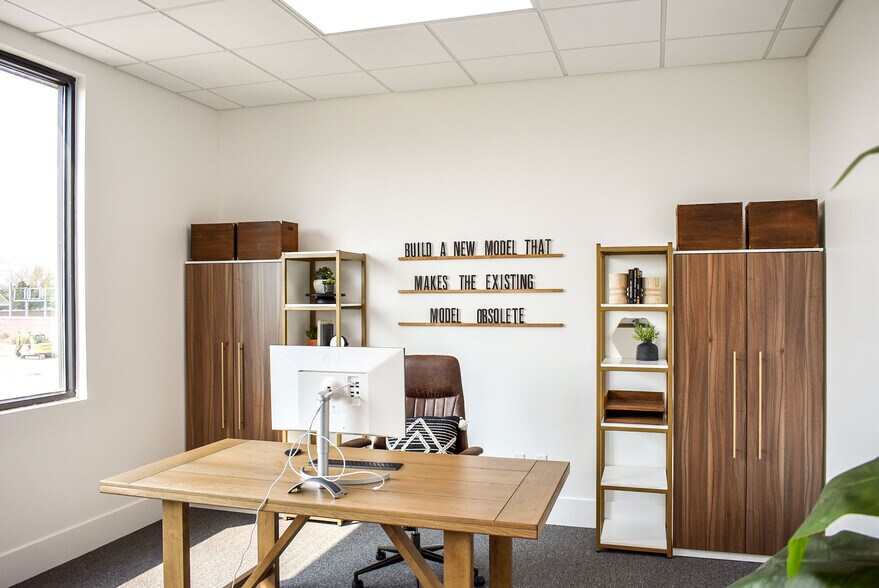 More Photos Of 10718 S Beckstead Ln, South Jordan Coworking Space