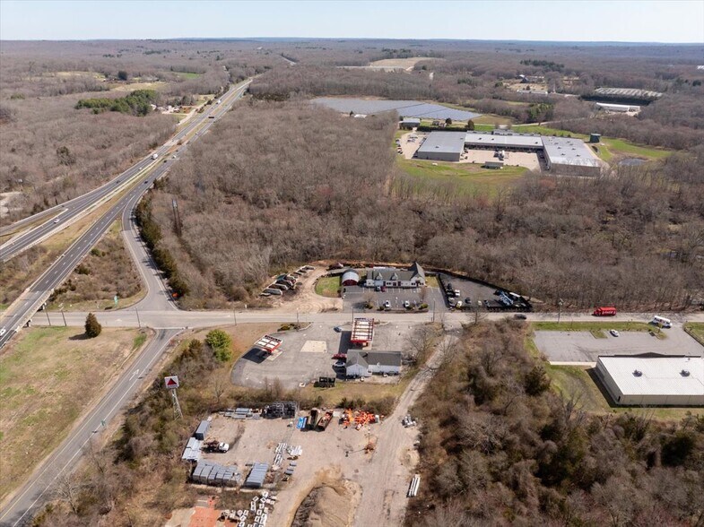 More Photos Of 323 Clarks Falls Rd, North Stonington Freestanding For Lease