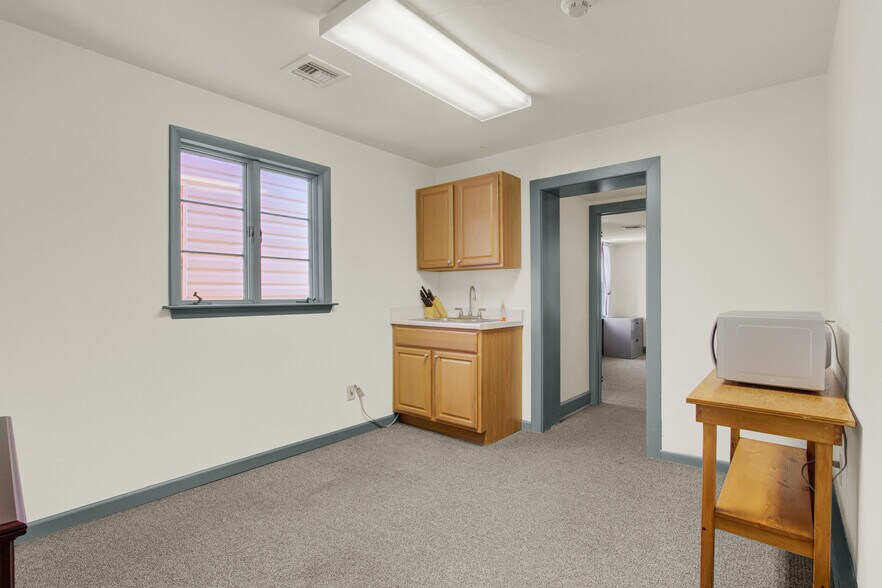 More Photos Of 209 Broadway, Hanover Office For Sale