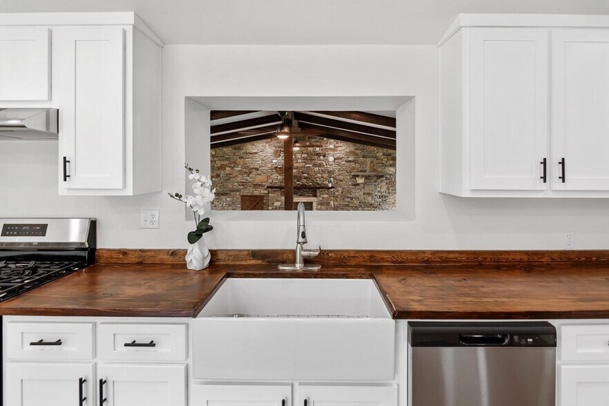 More Photos Of 1351 Ranch 386 rd, Mason Land For Sale