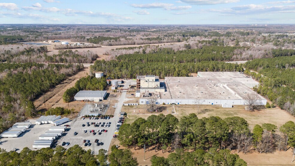 More Photos Of 197 Bosch Blvd, New Bern Warehouse For Lease