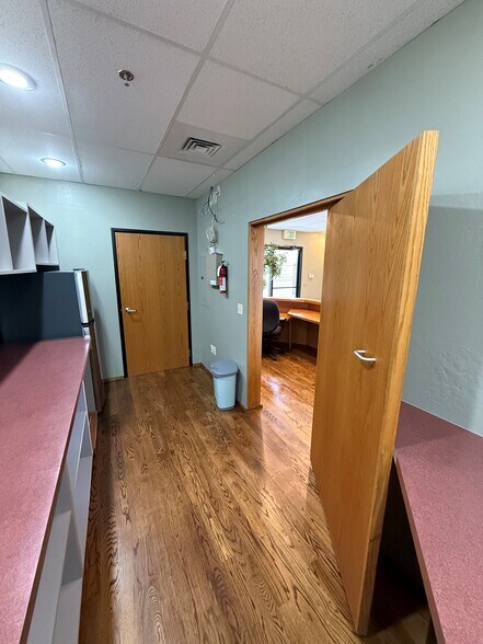 More Photos Of 36800 N Sidewinder Rd, Carefree Medical For Sale