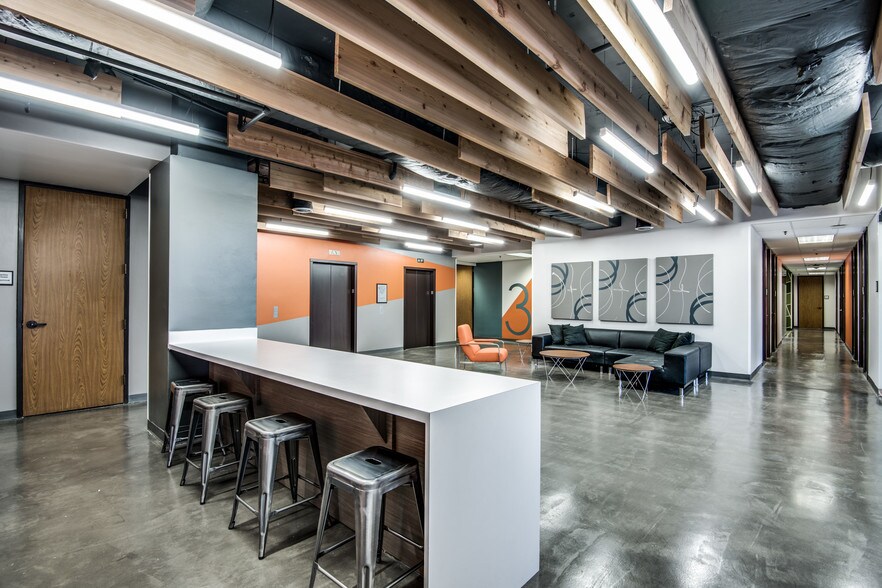 More Photos Of 4101 McEwen Rd, Dallas Office For Lease