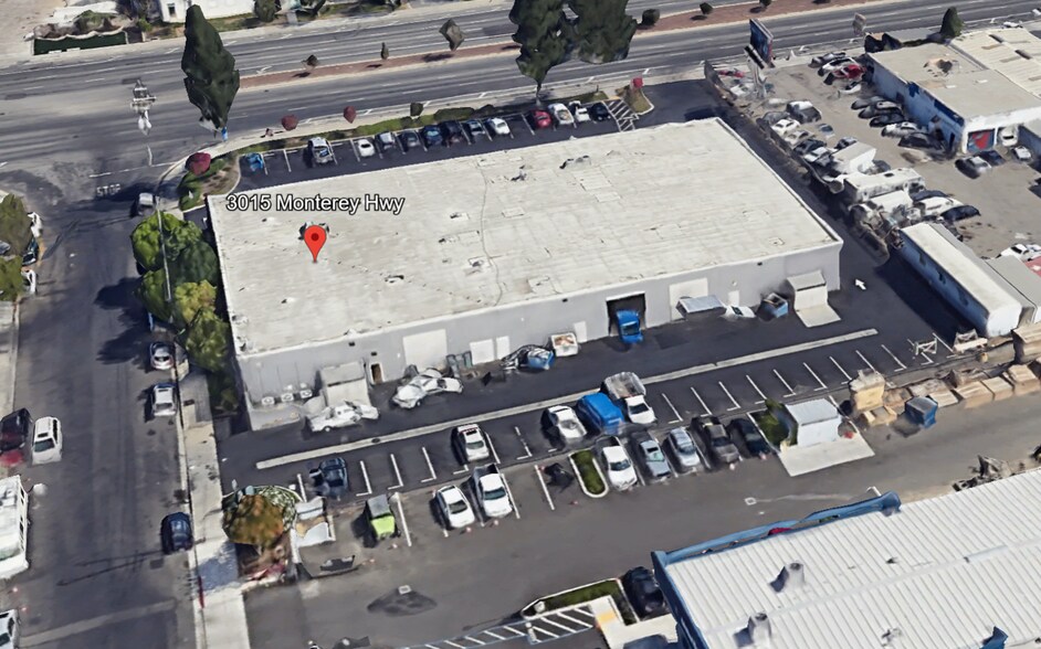 More Photos Of 3015-3021 Monterey Rd, San Jose Showroom For Sale