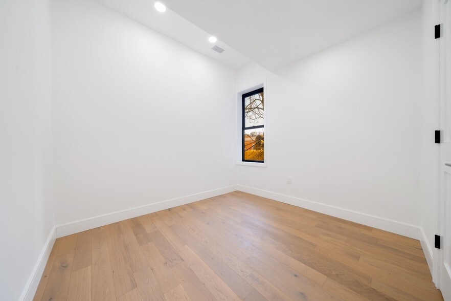 More Photos Of 1277 Lincoln Pl, Brooklyn Apartments For Sale