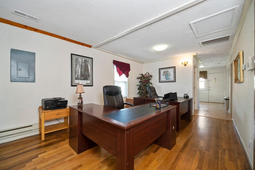 More Photos Of 505 Randolph Rd, Newport News Apartments For Sale