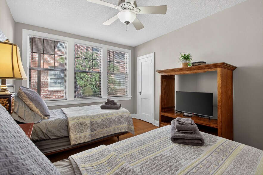 More Photos Of 1710 River Rd, Jacksonville Apartments For Sale