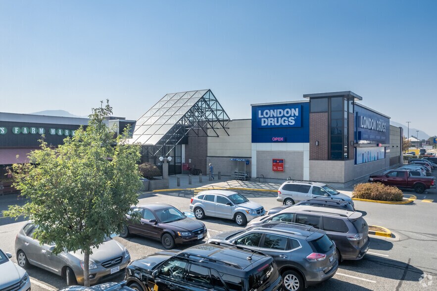 More Photos Of 45585 Luckakuck Way, Chilliwack Unknown For Lease