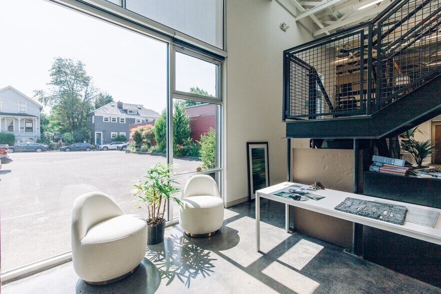 More Photos Of 1313 SE Belmont St, Portland Loft Creative Space For Lease