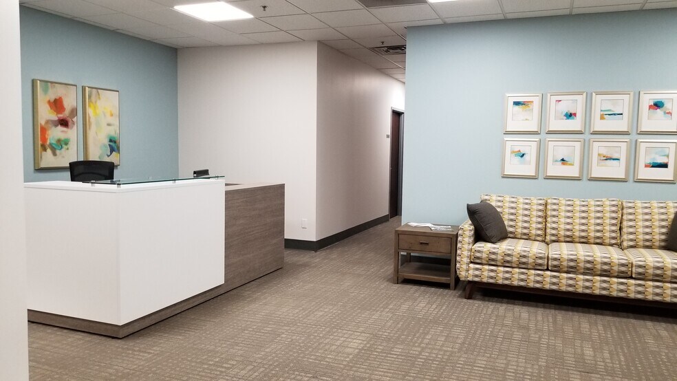 More Photos Of 222 3rd Ave SE, Cedar Rapids Office For Lease