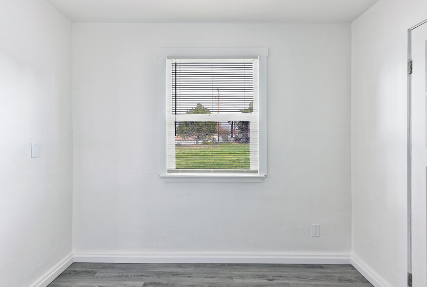 More Photos Of 1808 Spring St, Medford Apartments For Sale