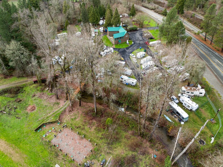 More Photos Of 999 Old Highway 99, Wolf Creek Specialty For Sale