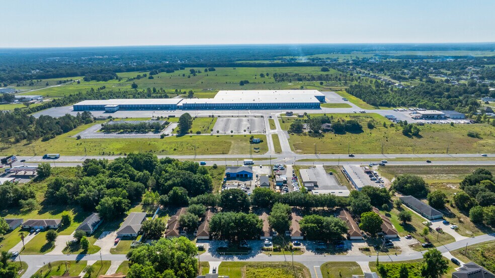 More Photos Of 6045 SE 83rd St, Ocala Distribution For Lease