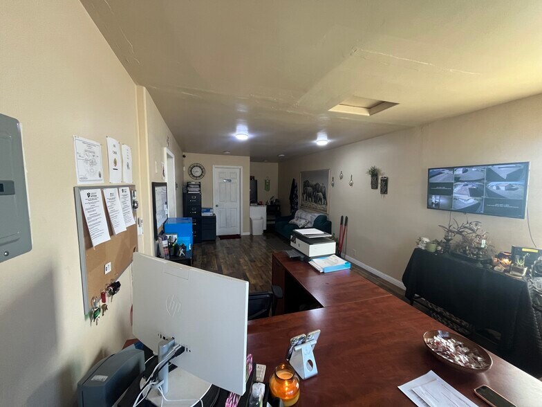 More Photos Of 1264 99 Hwy, Gridley Self Storage For Sale