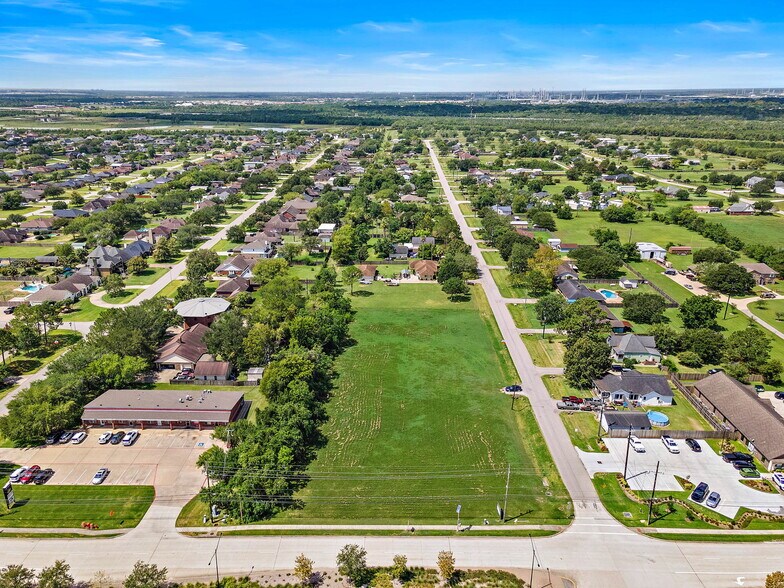 More Photos Of Eagle Dr, Mont Belvieu Land For Sale