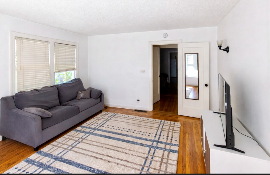 More Photos Of 926 Georgia St, Vallejo Apartments For Sale